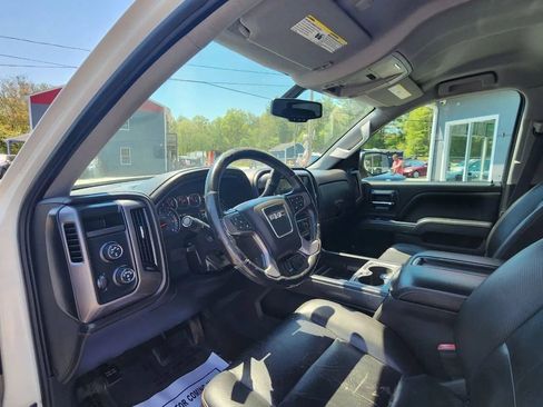 Used 2014 GMC Sierra 1500 SLT w/ All-Terrain Package AWD/4WD image 11