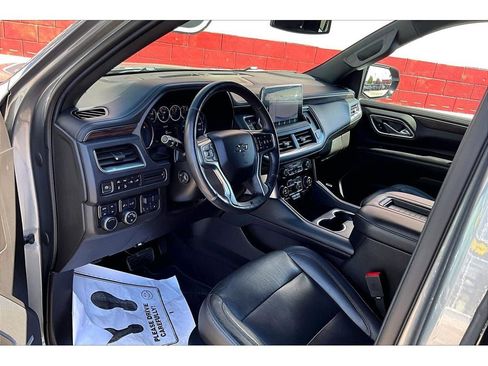 Used 2021 Chevrolet Tahoe Z71 w/ Z71 Signature Package AWD/4WD image 14