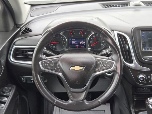 Used 2019 Chevrolet Equinox LT image 17