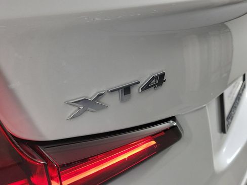 Used 2023 Cadillac XT4 Luxury FWD image 5