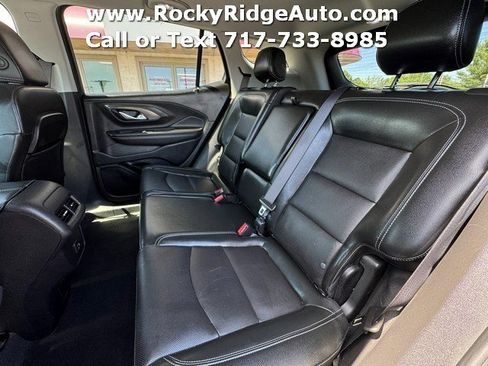 Used 2022 GMC Terrain SLT AWD/4WD image 25