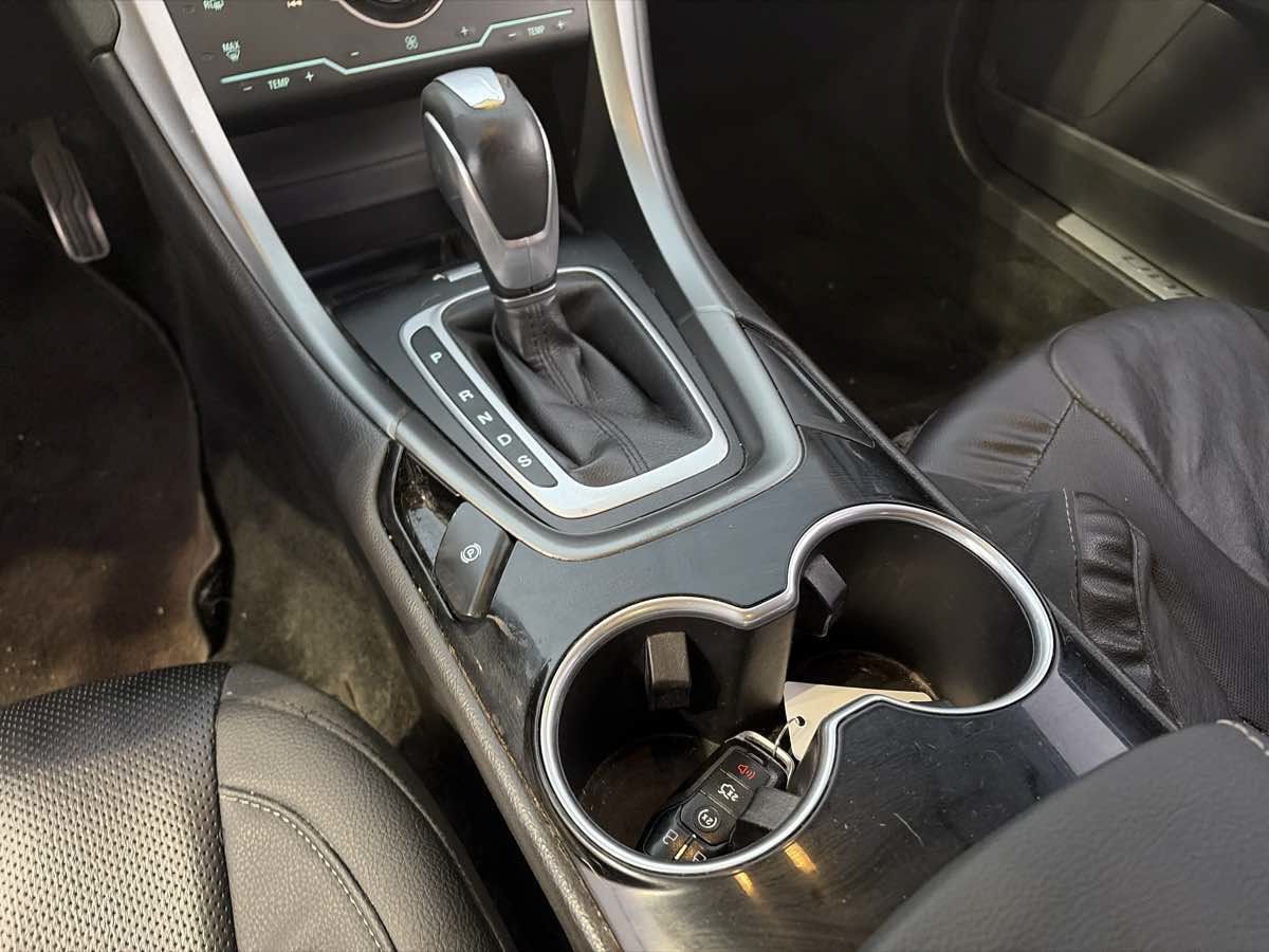 Used 2013 Ford Fusion Titanium FWD image 10
