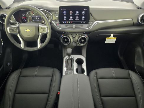 New 2026 Chevrolet Blazer LT w/ LPO, Black Grille Bar Package FWD image 28