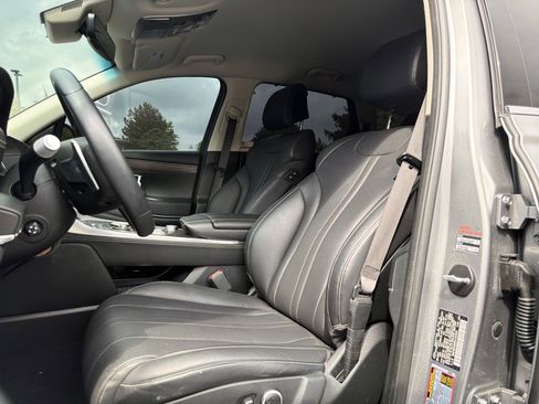 Used 2024 Genesis GV80 2.5T AWD/4WD image 7