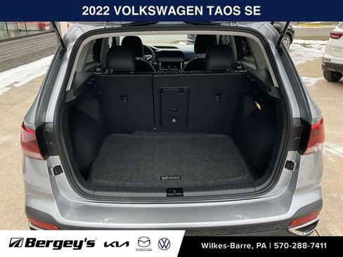 Used 2022 Volkswagen Taos SE AWD/4WD image 16