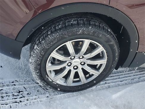 Certified 2023 Cadillac XT4 Premium Luxury w/ Cold Weather Package image 6