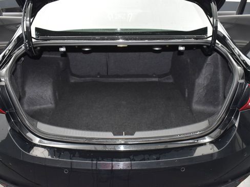 Used 2024 Chevrolet Malibu LT image 21