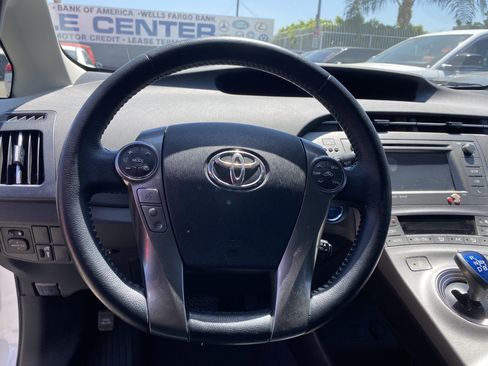 Used 2015 Toyota Prius Persona Series FWD image 20