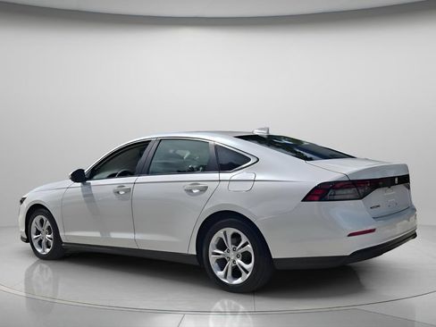Certified 2025 Honda Accord LX image 8