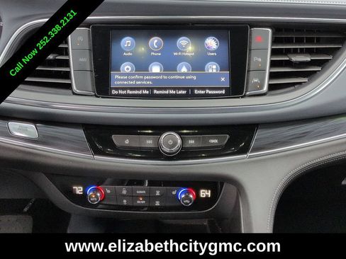 Used 2023 Buick Enclave Essence AWD/4WD image 20