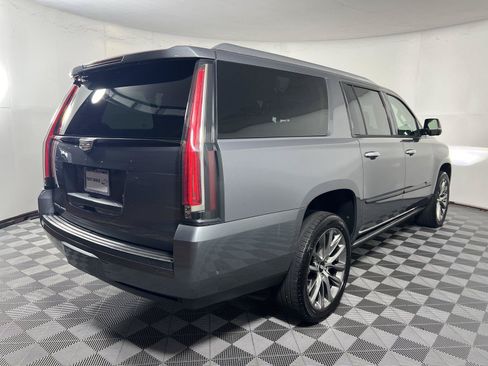 Used 2020 Cadillac Escalade ESV Premium Luxury w/ Escalade Sport Edition RWD image 7