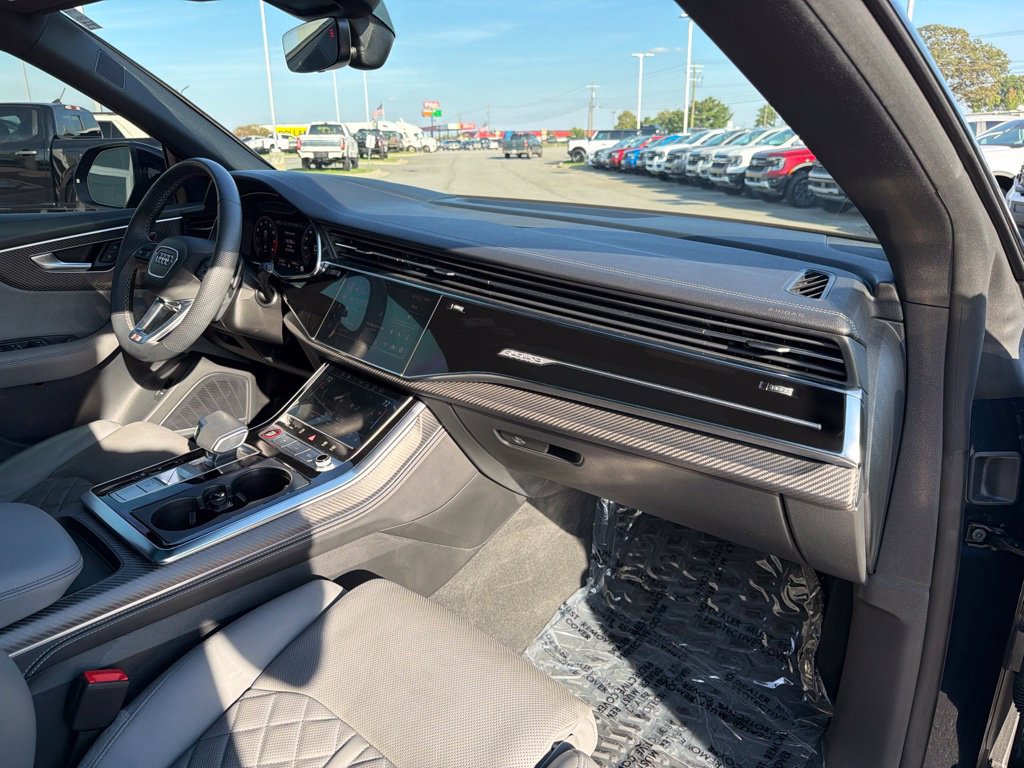 Used 2024 Audi SQ8 Prestige AWD/4WD image 24