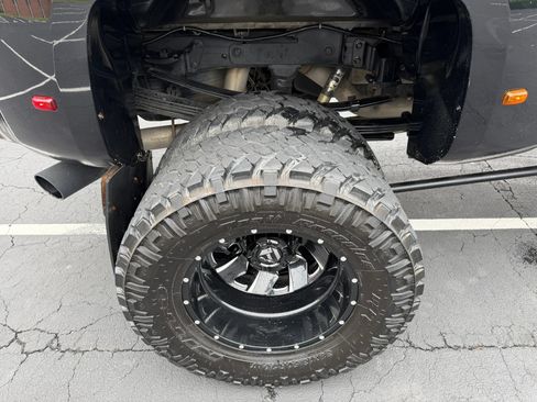 Used 2018 Chevrolet Silverado 3500 High Country w/ Duramax Plus Package AWD/4WD image 14