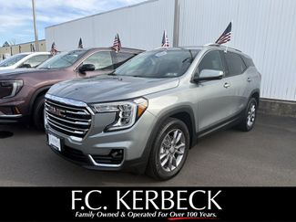 Used 2023 GMC Terrain SLT video 1