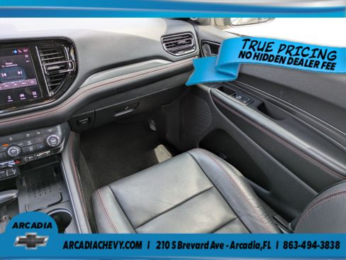 Used 2025 Dodge Durango GT AWD/4WD image 16