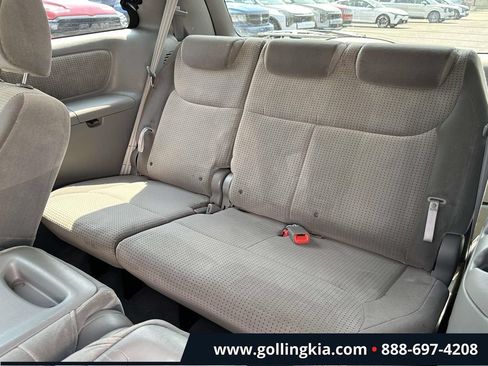 Used 2009 Toyota Sienna CE FWD image 9