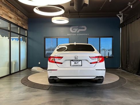 Used 2018 Honda Accord EX-L image 4