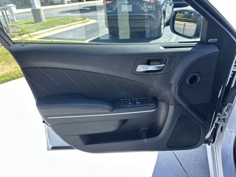Used 2022 Dodge Charger Scat Pack RWD image 14