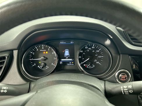 Used 2019 Nissan Rogue SV image 13