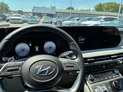 Used 2024 Hyundai Palisade SEL AWD/4WD image 11