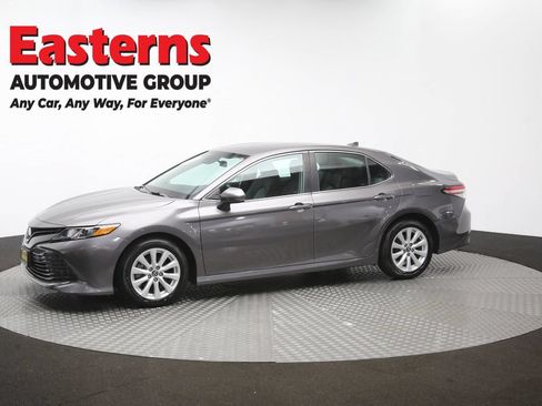 Used 2019 Toyota Camry LE FWD image 56