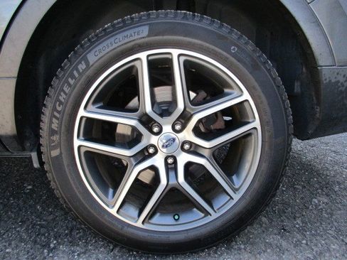 Used 2017 Ford Explorer Sport w/ Equipment Group 401A image 15