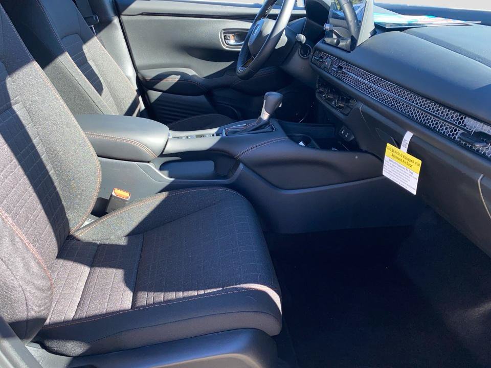 Used 2027 Honda HR-V Sport image 28