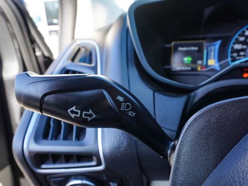 Used 2013 Ford Focus Electric Hatchback image 24