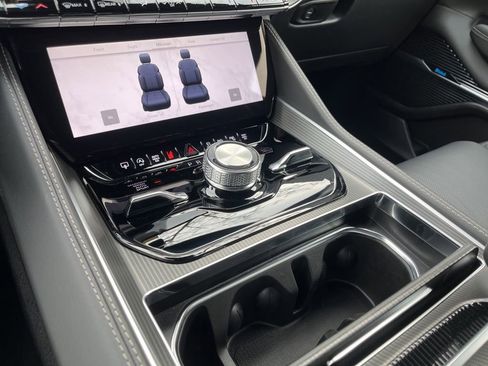 New 2026 Jeep Grand Wagoneer Summit image 39