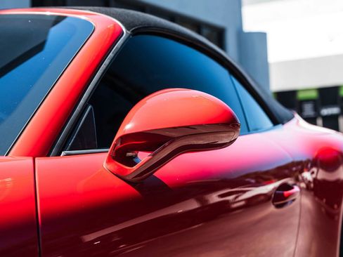 Used 2018 Porsche 911 Carrera image 18