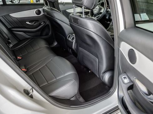 Used 2019 Mercedes-Benz GLC 300 image 40