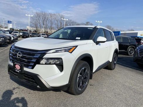 New 2026 Nissan Rogue SV w/ Cold Weather Package AWD/4WD image 1