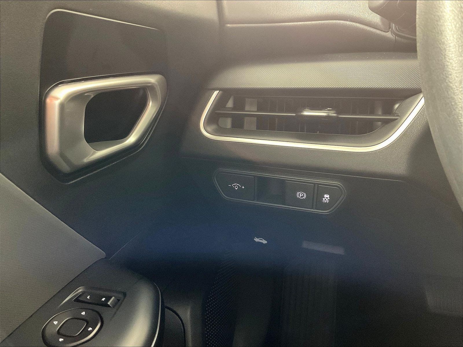Certified 2025 Kia K4 FWD image 15