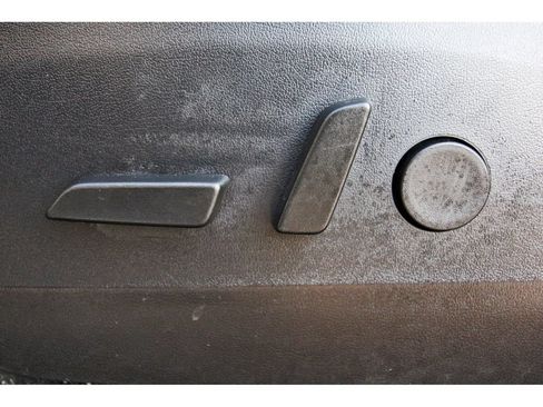 Used 2020 Tesla Model Y Long Range AWD/4WD image 27