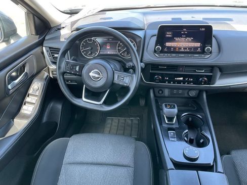 Certified 2024 Nissan Rogue SV AWD/4WD image 6