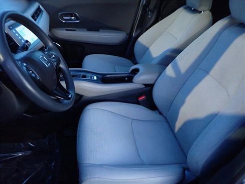 Used 2021 Honda HR-V EX image 11