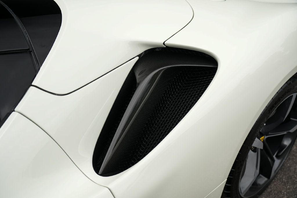 Used 2024 Ferrari SF90 Spider AWD/4WD image 14