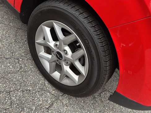 Used 2024 Kia Soul LX w/ Option Group 015 image 8