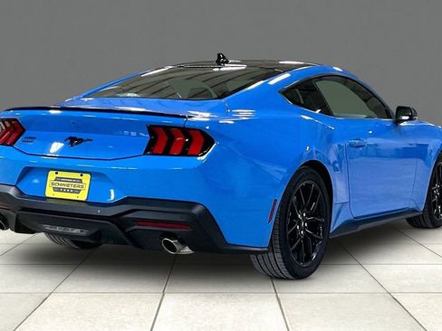 Certified 2025 Ford Mustang Premium image 12