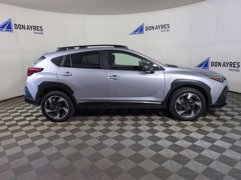 Used 2025 Subaru Crosstrek 2.5i Limited AWD/4WD image 9