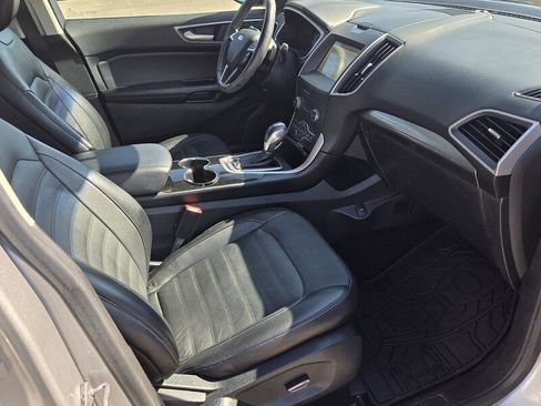 Used 2016 Ford Edge SEL w/ Equipment Group 201A AWD/4WD image 18