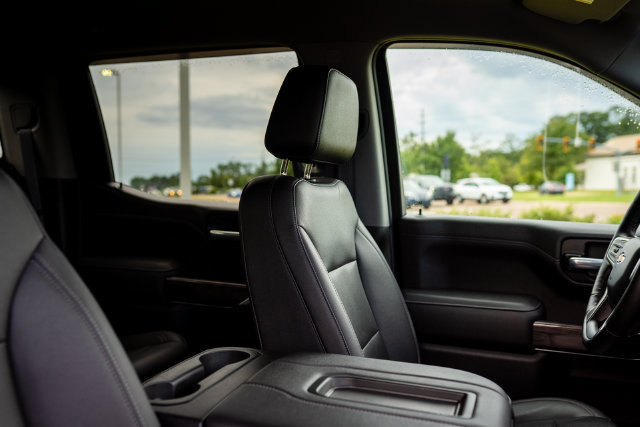 Used 2021 Chevrolet Silverado 1500 LTZ RWD image 8