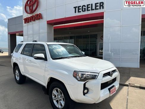 Used 2024 Toyota 4Runner SR5 Premium w/ Moonroof Package RWD image 1