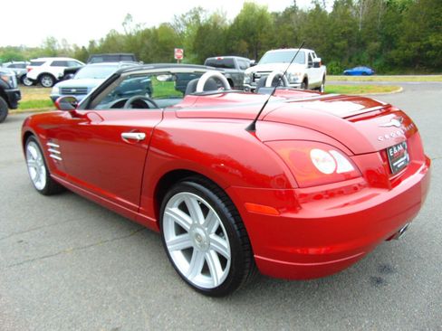 Used 2005 Chrysler Crossfire Limited RWD image 52