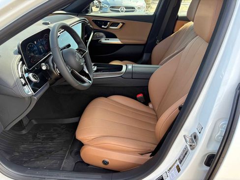 New 2026 Mercedes-Benz E 450 4MATIC Sedan image 14