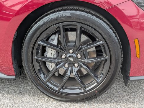 Used 2025 Ford Mustang GT Premium image 11