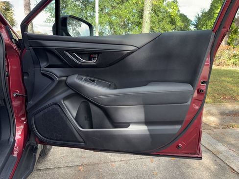 Used 2022 Subaru Outback Premium image 18