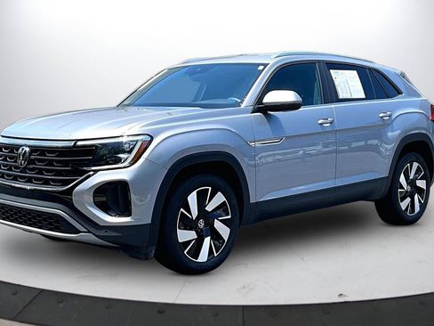 Used 2024 Volkswagen Atlas Cross Sport SE AWD/4WD image 4