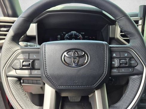 Used 2026 Toyota Tundra Limited AWD/4WD image 15
