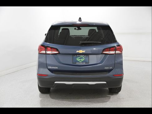 Used 2024 Chevrolet Equinox LT AWD/4WD image 21